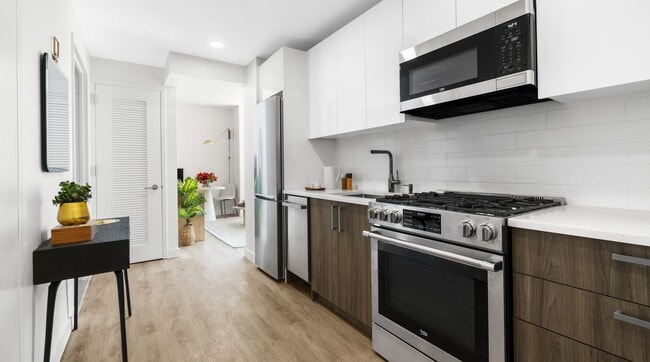 Building Photo - Stella