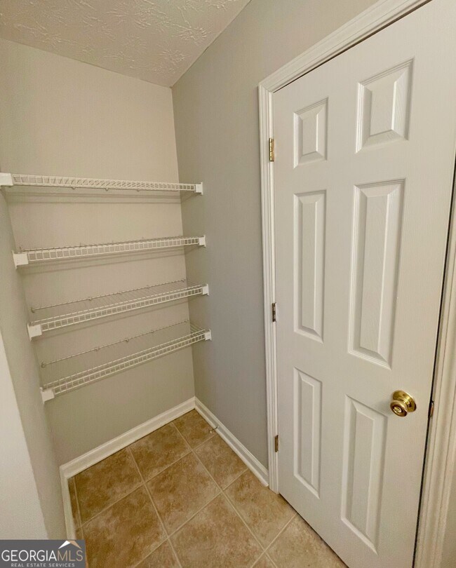 Building Photo - 103 Old Villa Rica Rd