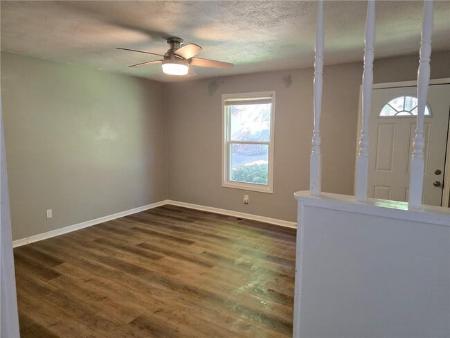 Foto del edificio - 485 Pineland Rd SW