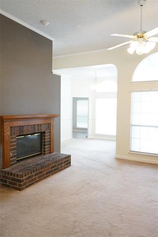 Foto del edificio - 907 Winterwood Ct
