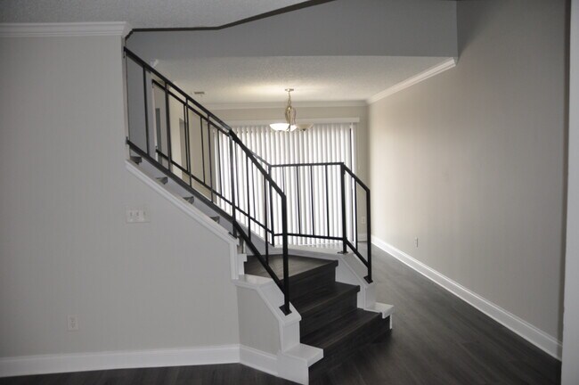 Foto del edificio - 2982 Embassy Ct