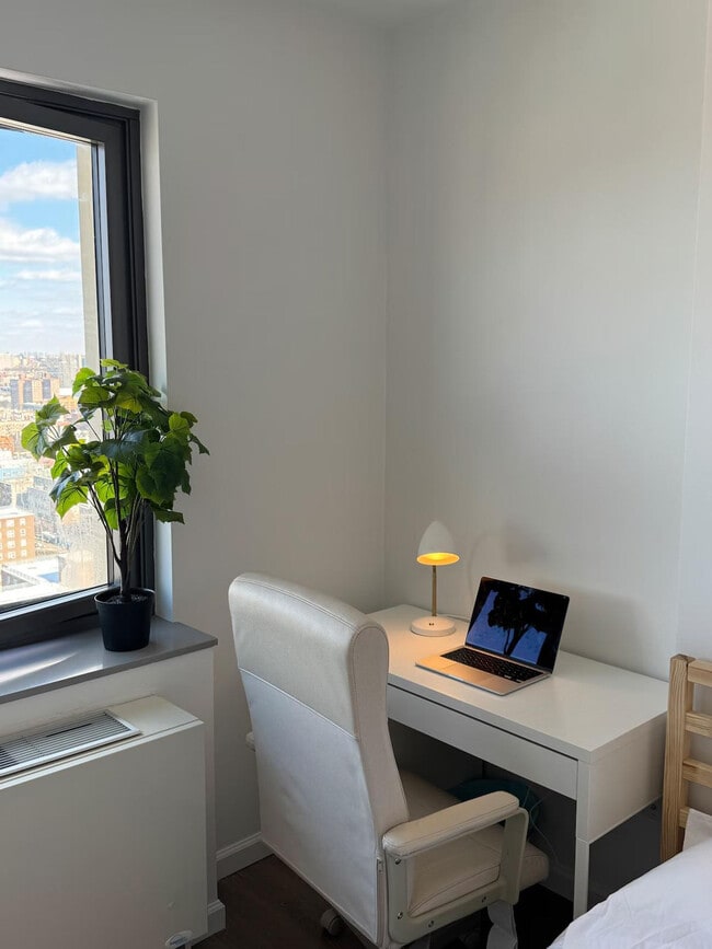 Foto del edificio - 100 W 124th St