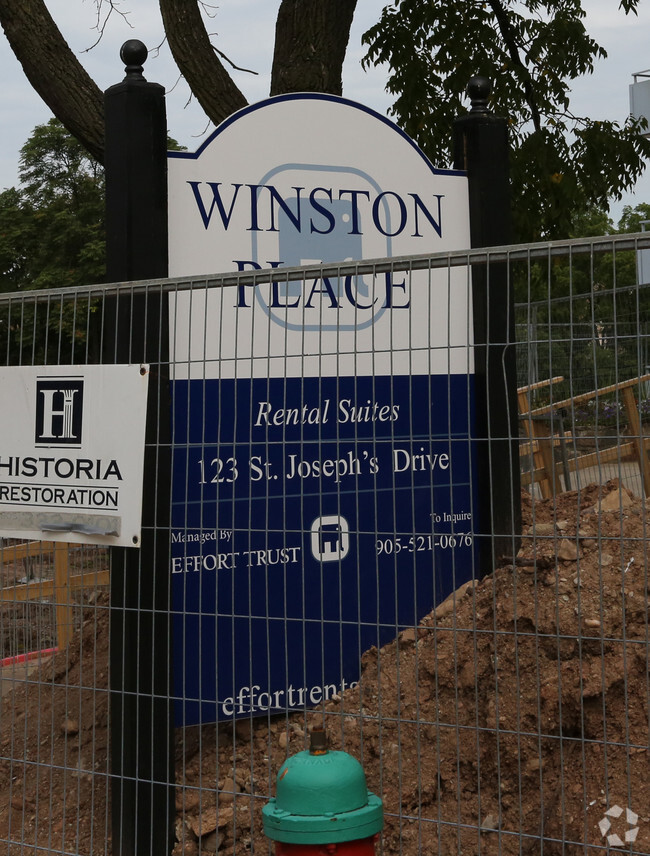 Building Photo - Winston Place