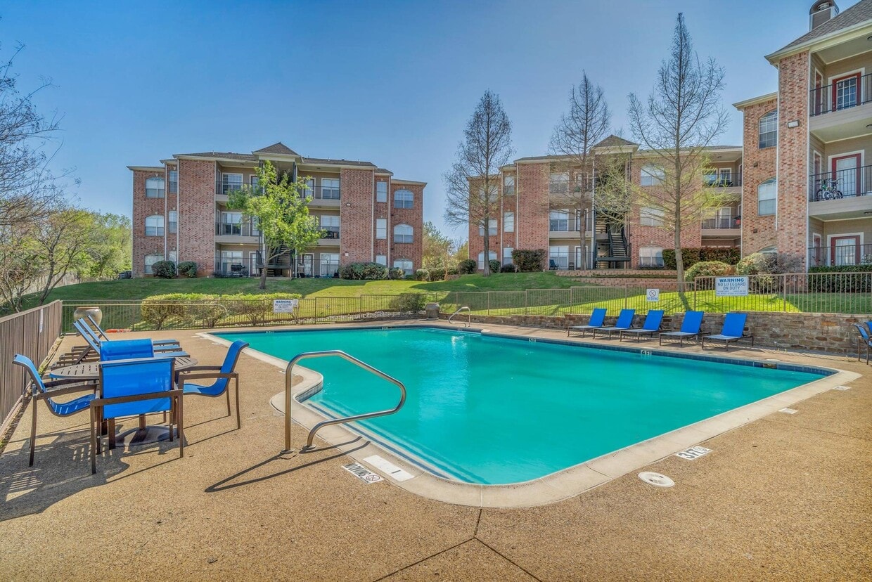Station 3700 3700 Post Oak Blvd Euless, TX Apartments for Rent in