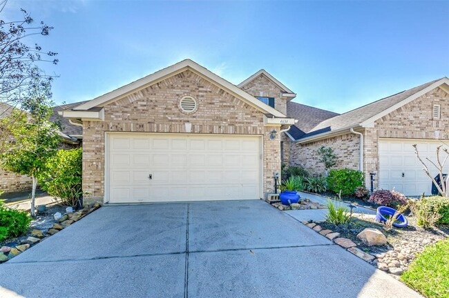 Foto del edificio - 4634 Arbor Ln