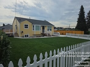 Building Photo - 13454 1st Ave SW