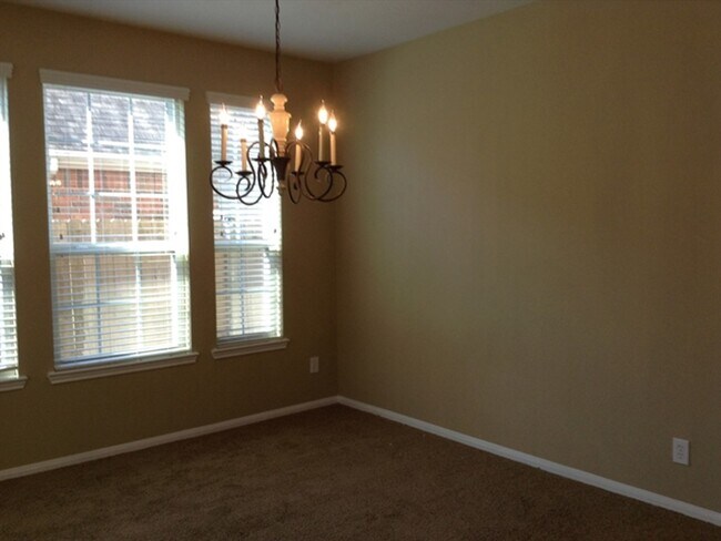 Foto del edificio - 5718 Emerald Brook Ln