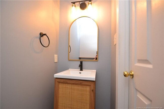 Foto del edificio - 308 Black Bird Ct