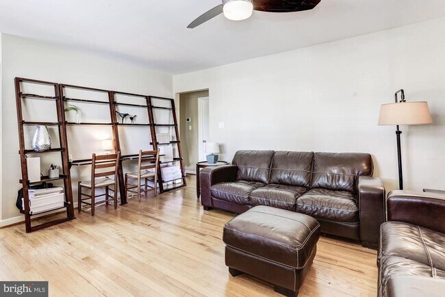 Foto del edificio - 6408 Tisdale Terrace