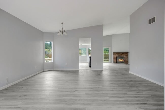 Building Photo - 9150 Canyon Park Terrace