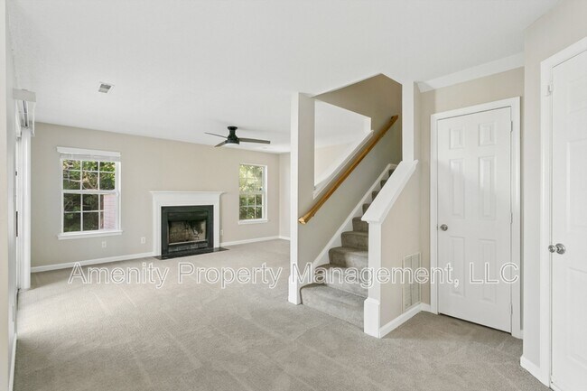 Foto del edificio - 321 Warwick Landing Pkwy