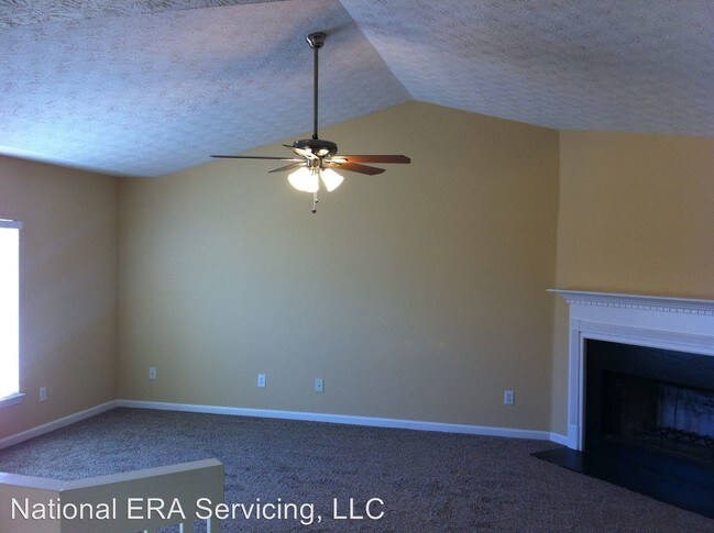 Building Photo - 315 Alcovy Cir