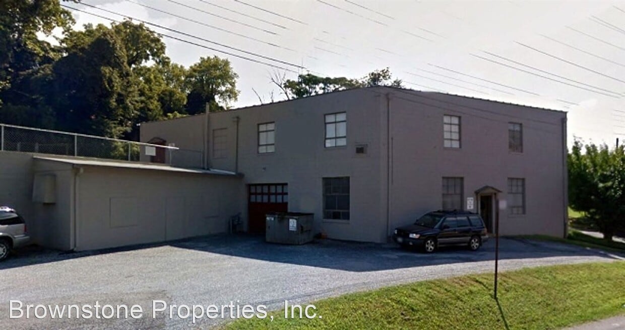 Primary Photo - 3 br, 1 bath House - 2202 Hollins Mill Road