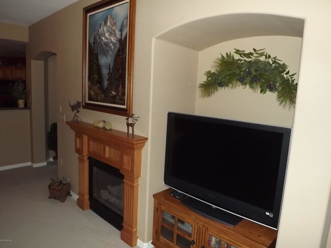 Building Photo - 1716 Alpine Meadows Ln