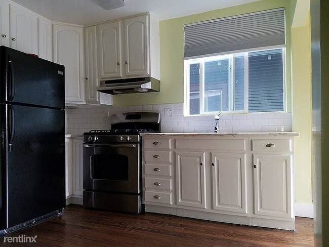 Building Photo - 1 br, 1 bath Apartment - 4716 Market Street