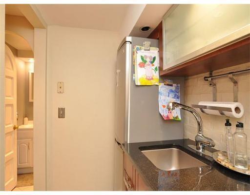 Foto del edificio - 124 Beacon St