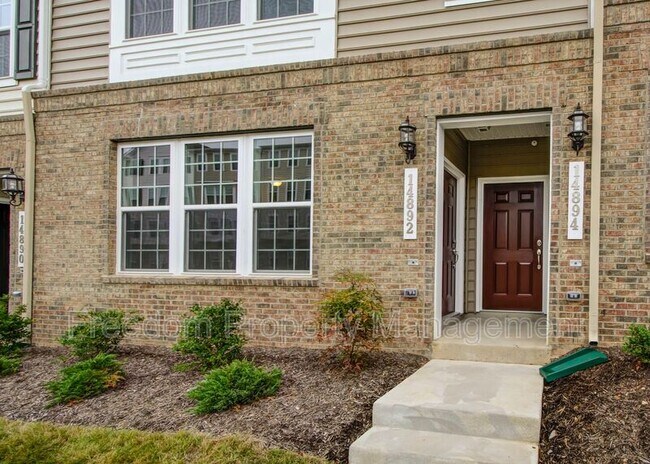 Foto del edificio - 14894 Mason Creek Cir