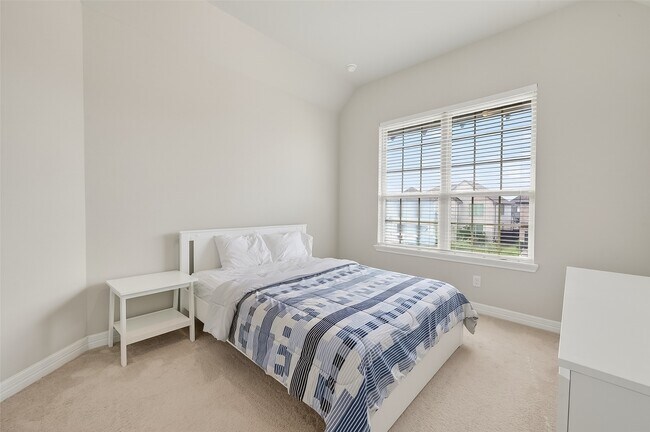 Foto del edificio - 4018 Martin Ridge Dr