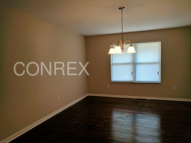 Building Photo - 3961 Honeybrook Ave