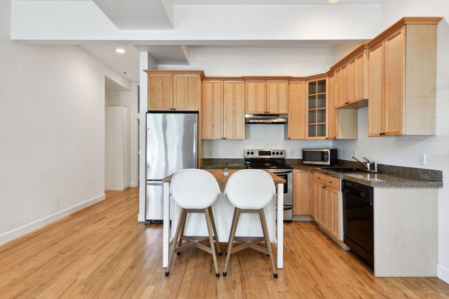 Foto del edificio - 800 E 18th Ave