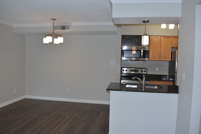 Building Photo - 500 S Belcher Rd