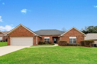 Building Photo - 5460 Virginia Way