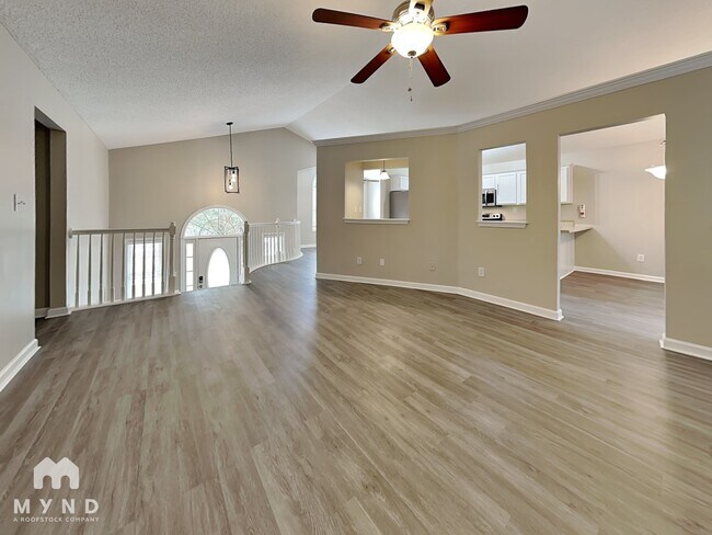 Building Photo - 93 Deidre Ct