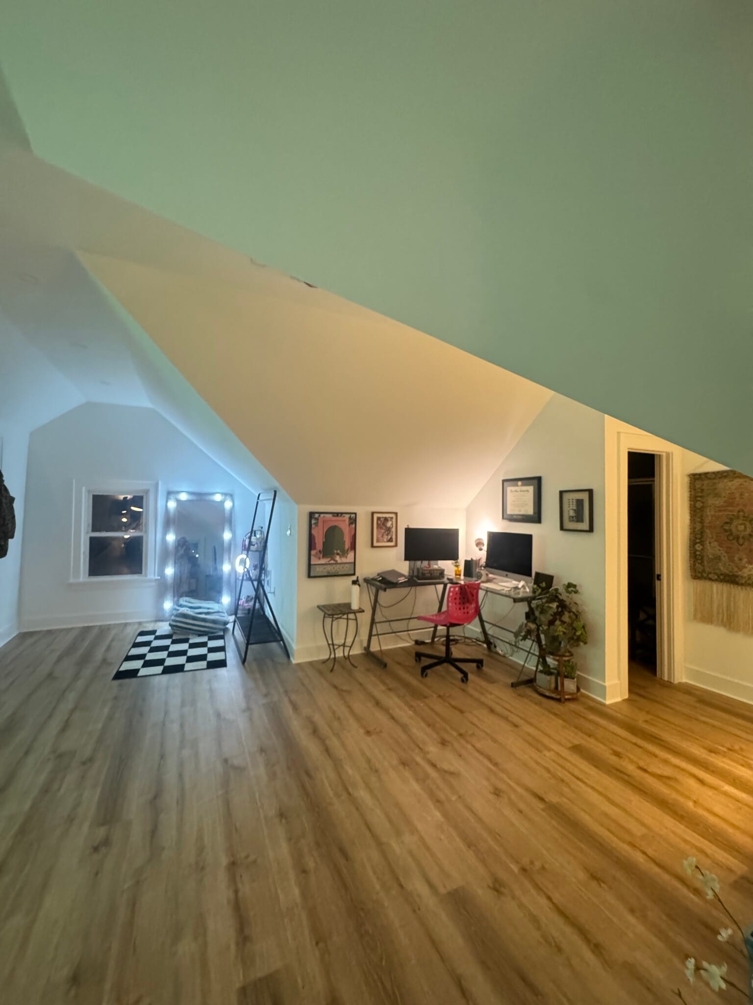 1683 Eddington Rd Cleveland Heights, OH 44118 – photo 1