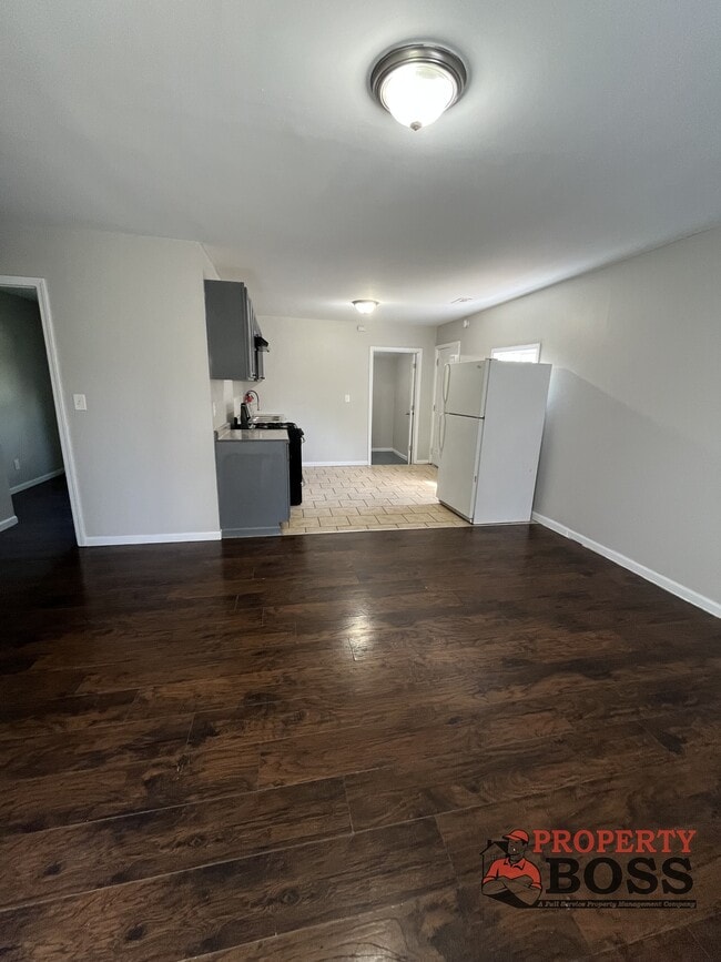 Building Photo - 4232 20th Pl