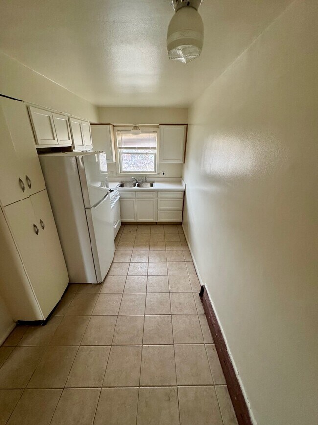 Foto del edificio - ?? Cozy 1-Bedroom Apartment on Detroit’s W...