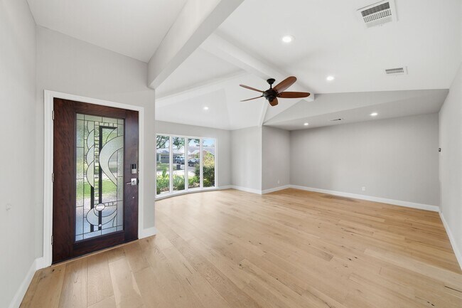 Building Photo - 14110 Barryknoll Ln