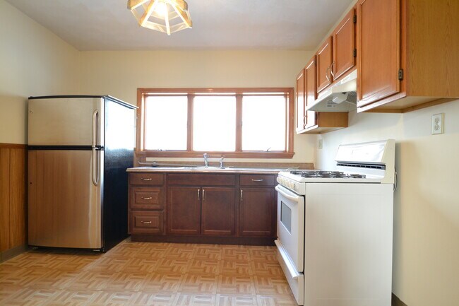 Foto del edificio - 36 Montfern Ave