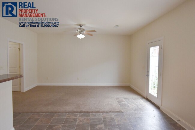 Foto del edificio - Large 2bd 2.5ba townhome in Murfreesboro! ...