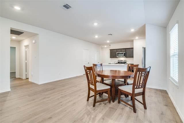 Foto del edificio - 3032 Zinnia St