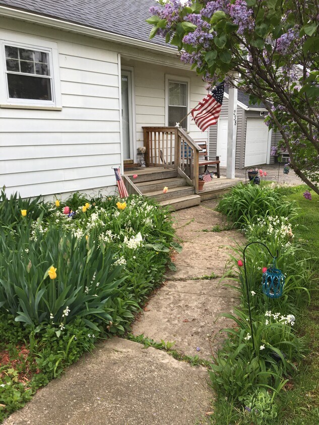 Primary Photo - 238 Ridgecrest Rd