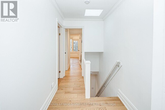 Building Photo - 218 Lee Ave