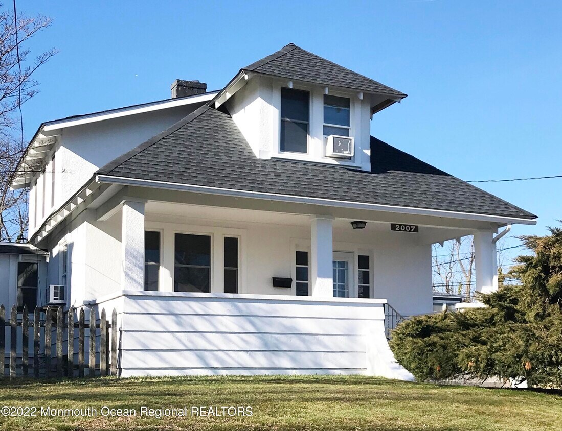 2007 Main St, Belmar, NJ 07719 Townhome Rentals in Belmar NJ