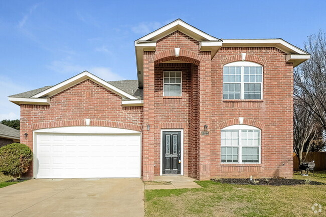 Building Photo - 7325 Moon Ridge Ct