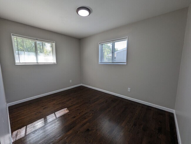 Building Photo - 3 Bedroom Brick Ranch in Spanish Lake!