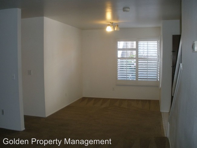 Building Photo - 7251 Oakham Way