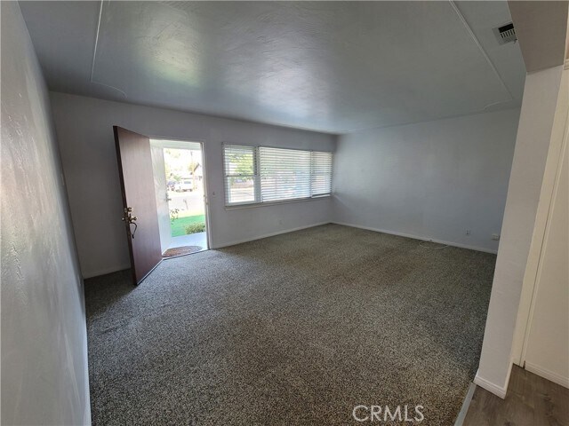 Foto del edificio - 12035 3rd St