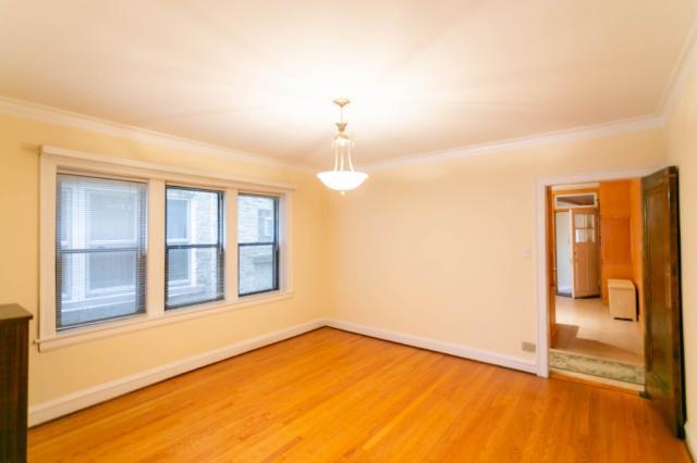 Foto del edificio - 2 bedroom in CHICAGO IL 60630