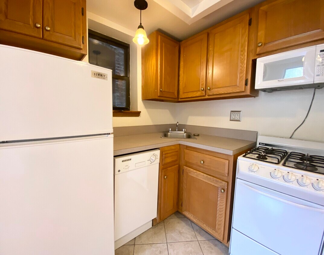 Foto principal - 491 Columbus Ave