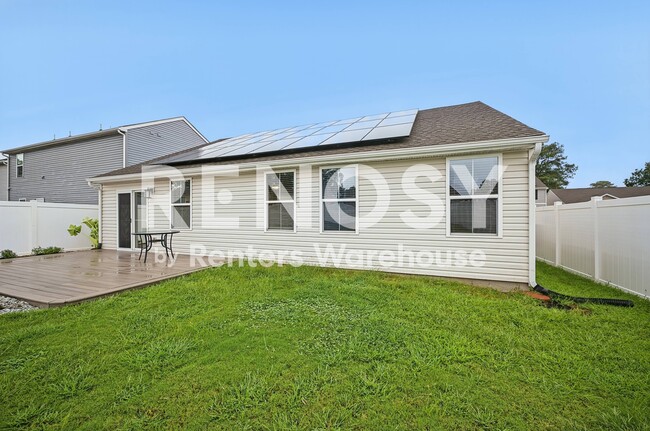 Building Photo - 331 Forecastle St