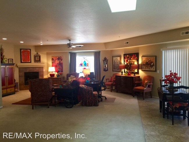 Foto del edificio - 3770 Presidio Point