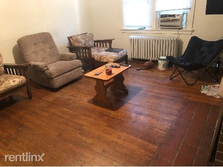 Foto del edificio - 3 br, 1 bath House - 5727 Phillips Ave