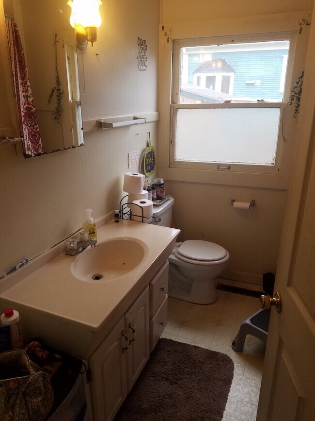 Foto del edificio - 2413 Ellis St