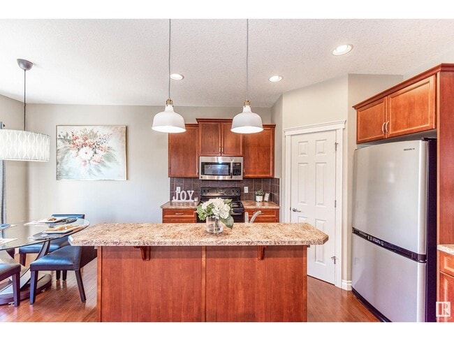 Building Photo - 11721-1167B 167B Ave NW