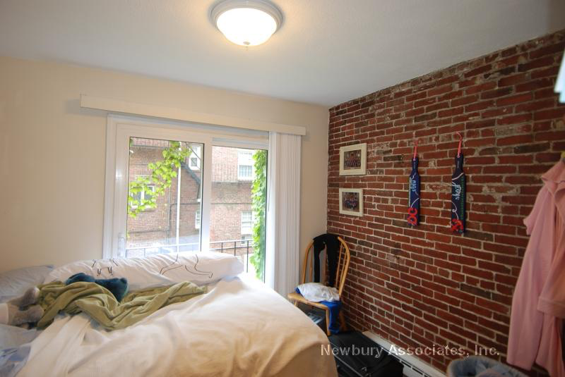 Foto principal - 98 Tyler St