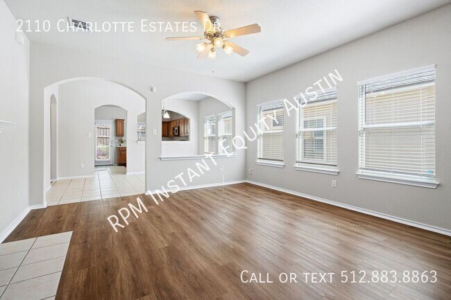 Foto del edificio - 2110 Charlotte Estates Dr
